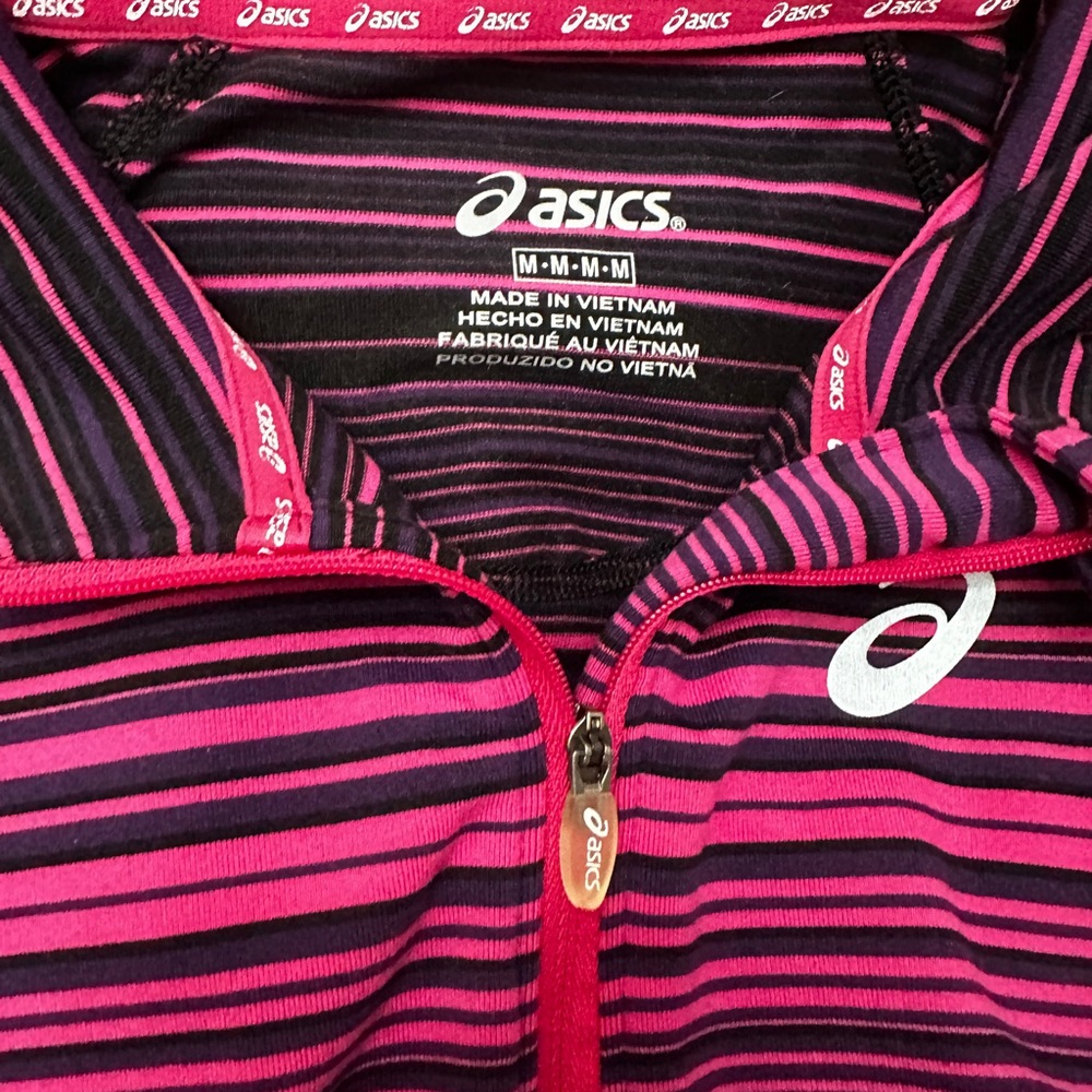 ASICS pull over - Picture 3 of 3